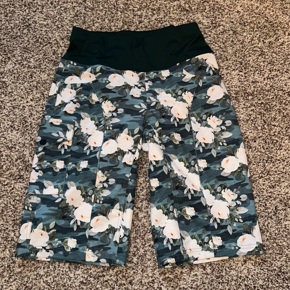 Shredly Curvy Mountain Bike Shorts